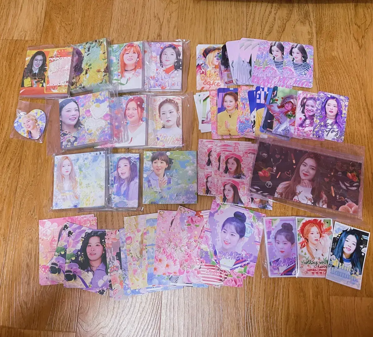 Sell Red Velvet unofficial goods 