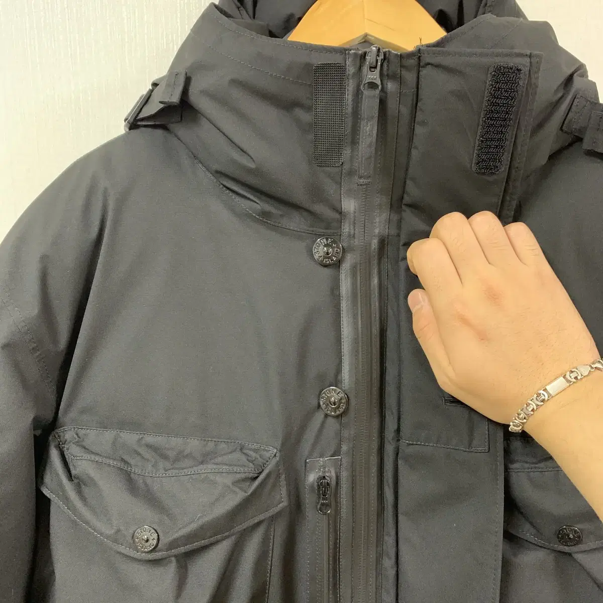 105-110 STONE ISLAND 스톤 21FW GORE-TEX 패딩