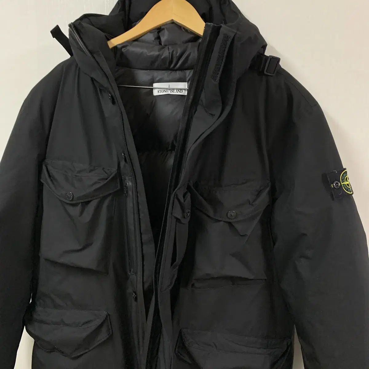 105-110 STONE ISLAND 스톤 21FW GORE-TEX 패딩