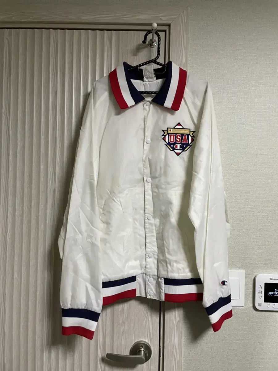 Champion Big Logo USA Coach's Jacket L