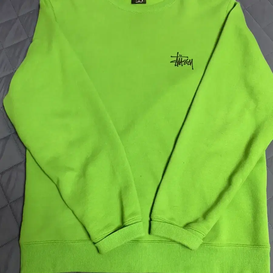 스투시 맨투맨 Stussy crewneck m사이즈 판매