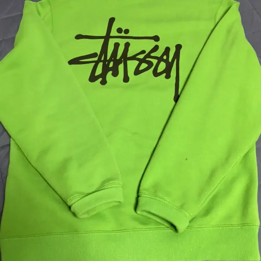 스투시 맨투맨 Stussy crewneck m사이즈 판매