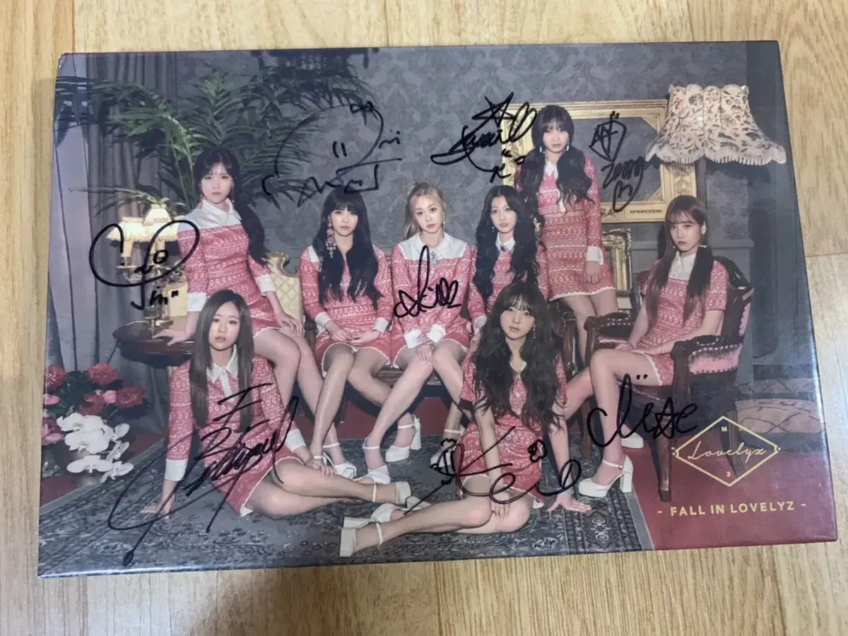 Lovelyz Lovelyz handwritten sign album