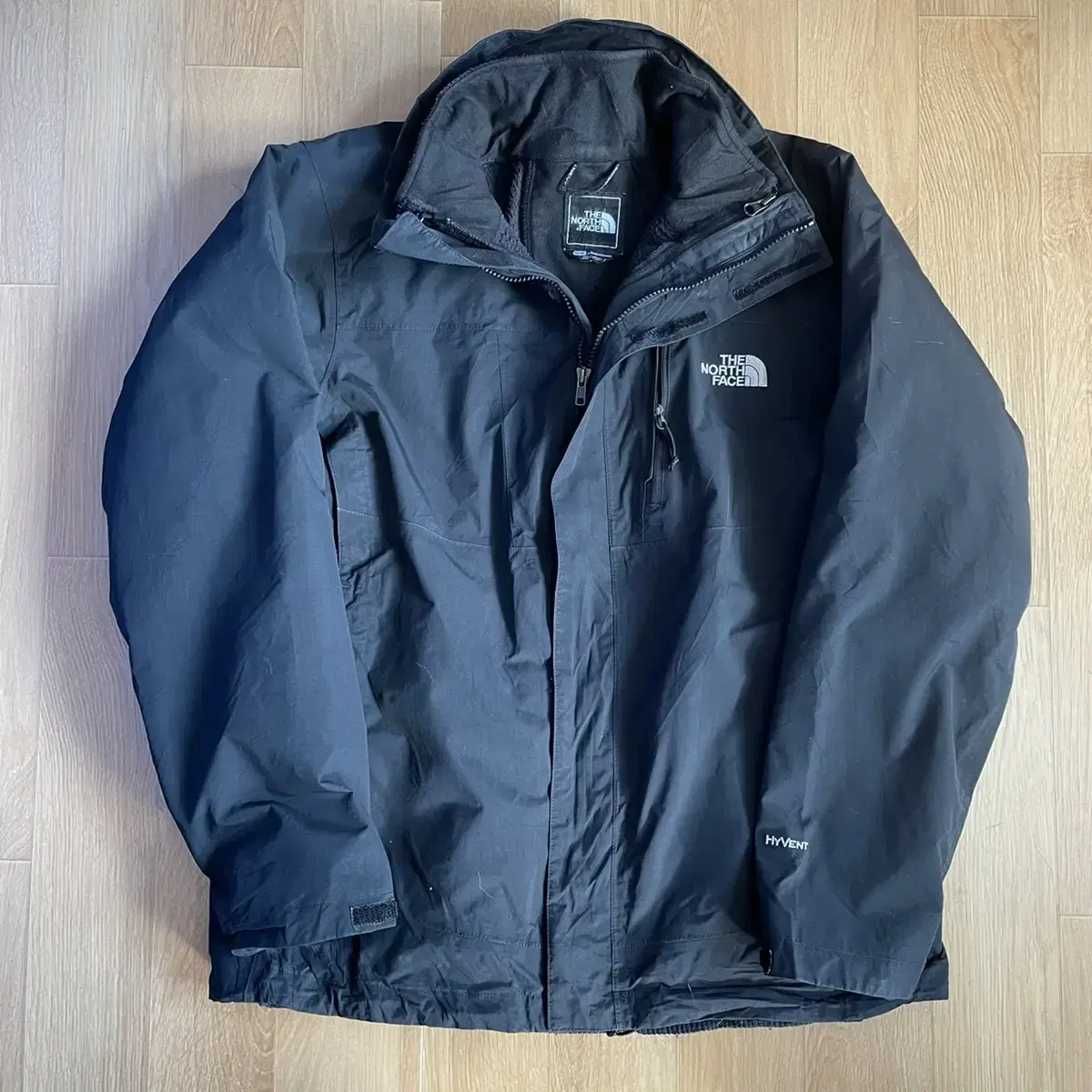 The North Face Highvent Windproof Hooded Jacket with Lining