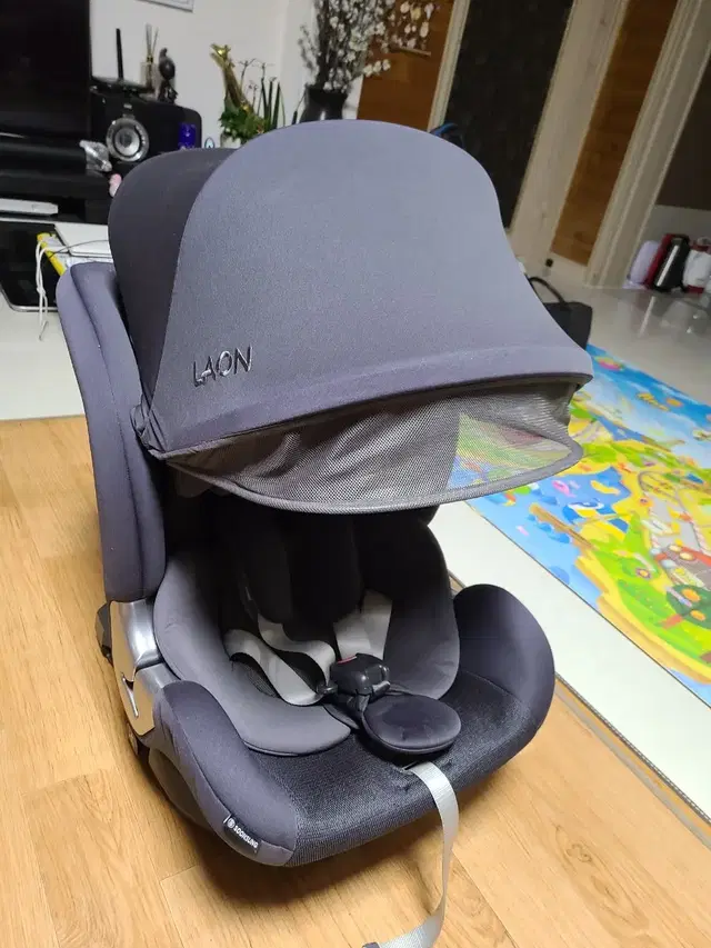 순성라온카시트 새것처럼 깨끗해요 판매합니다 isofix