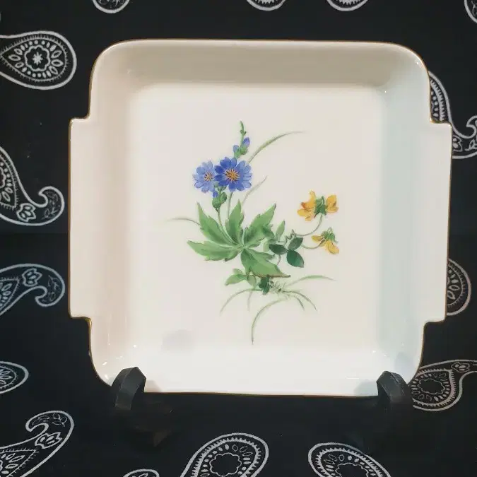 Meissen Wild Flower Trinket 마이센 들꽃접시