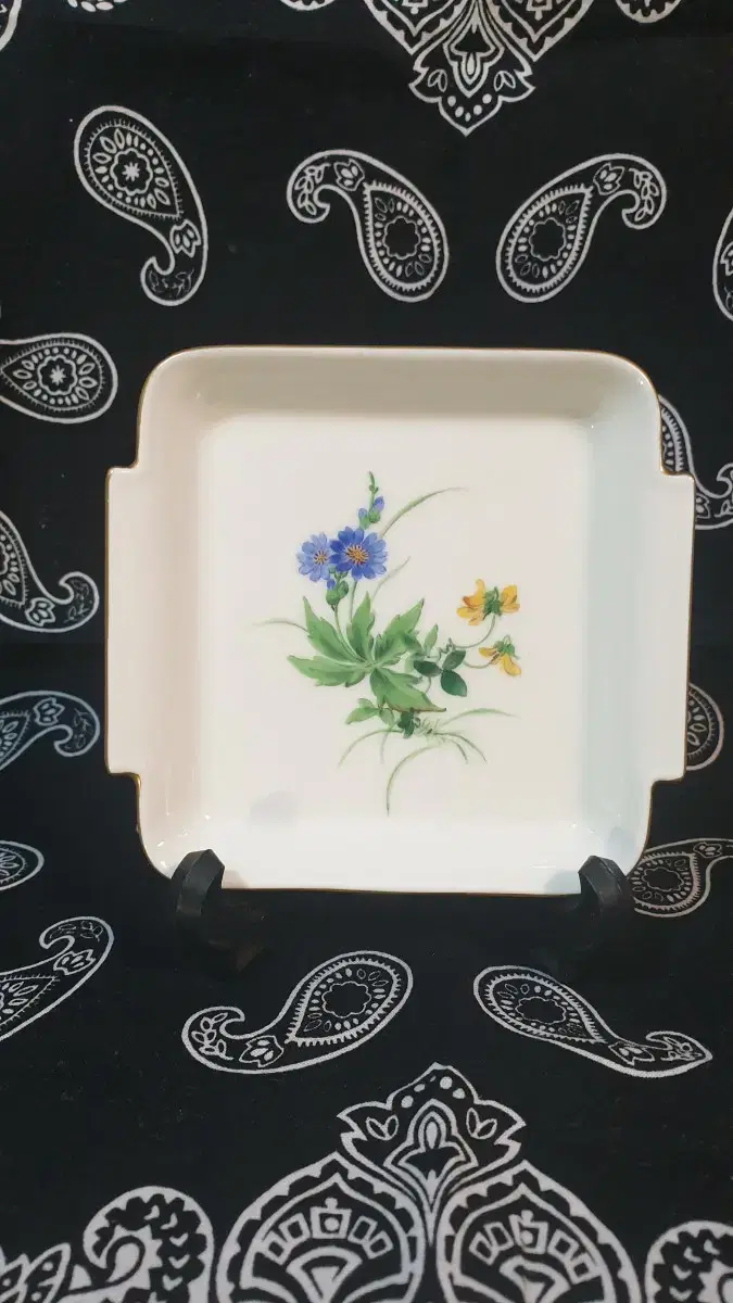 Meissen Wild Flower Trinket 마이센 들꽃접시