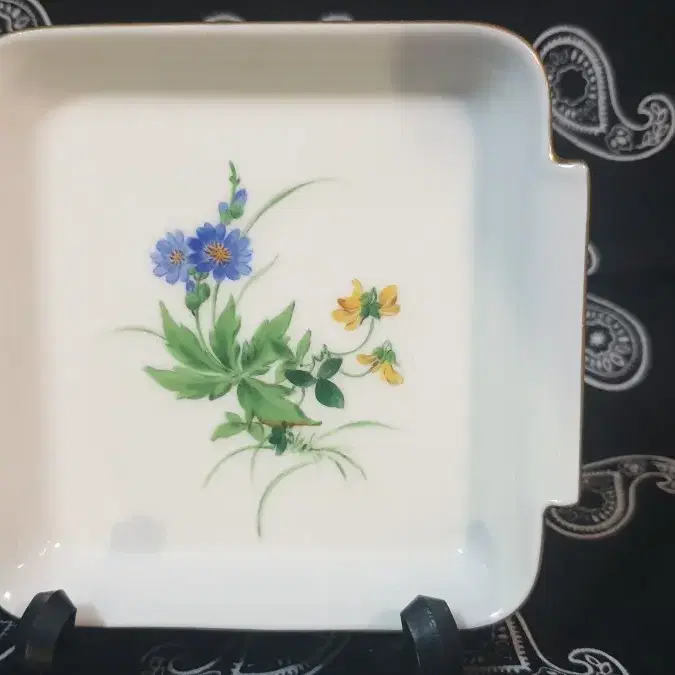 Meissen Wild Flower Trinket 마이센 들꽃접시