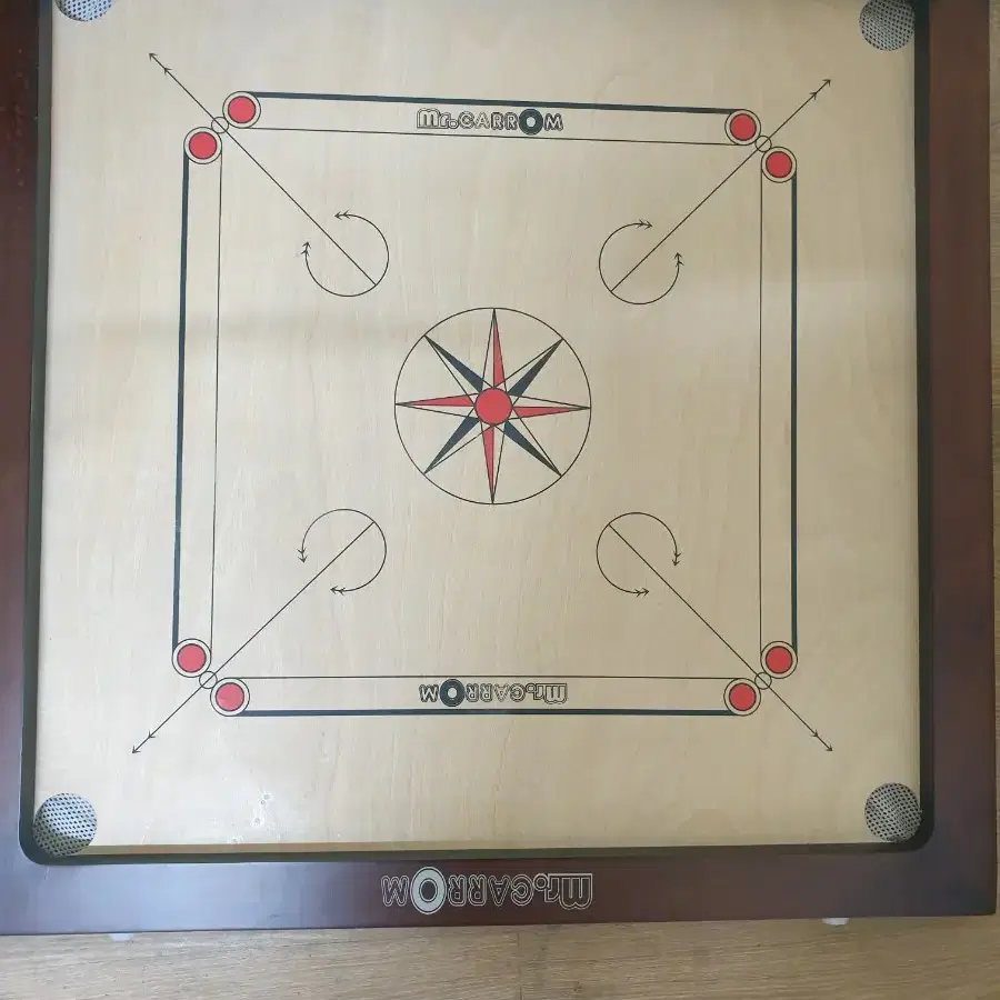 Carrom game / 까룸 "핑 거" 포켓볼