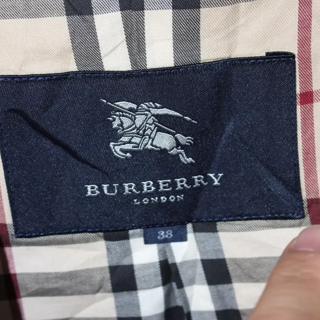 BURBERRY 트렌치코트 [22030109]