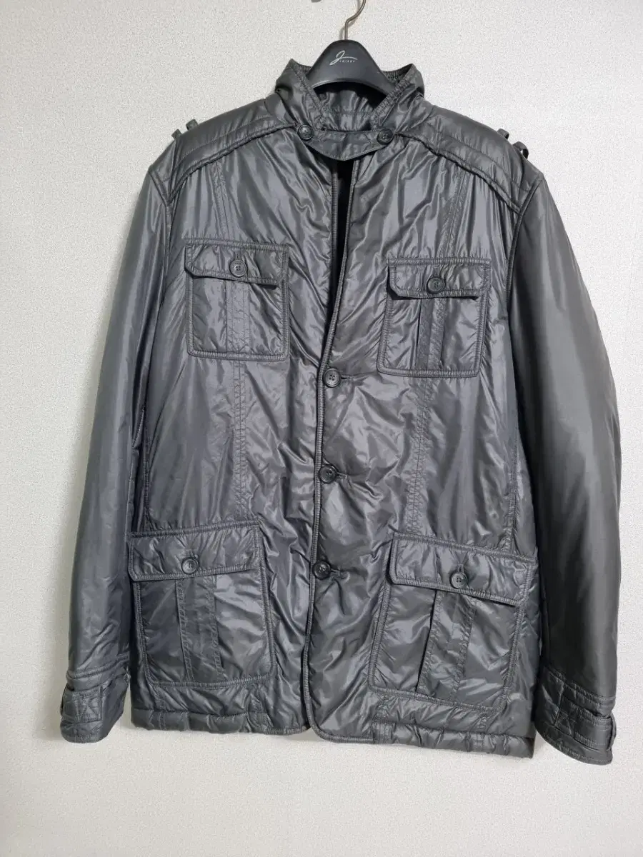 Nearly New Genuine Men's D&G (Dolce & Gabbana) Lightweight Padded Jacket