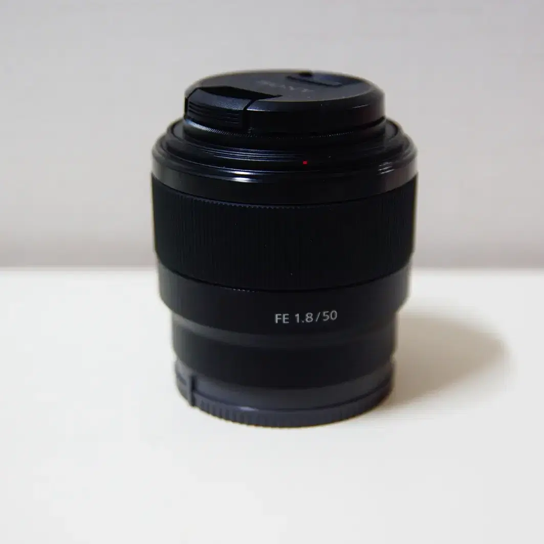 [소니] FE 50mm f1.8 풀프레임 여친렌즈팝니다.(23.5만원)