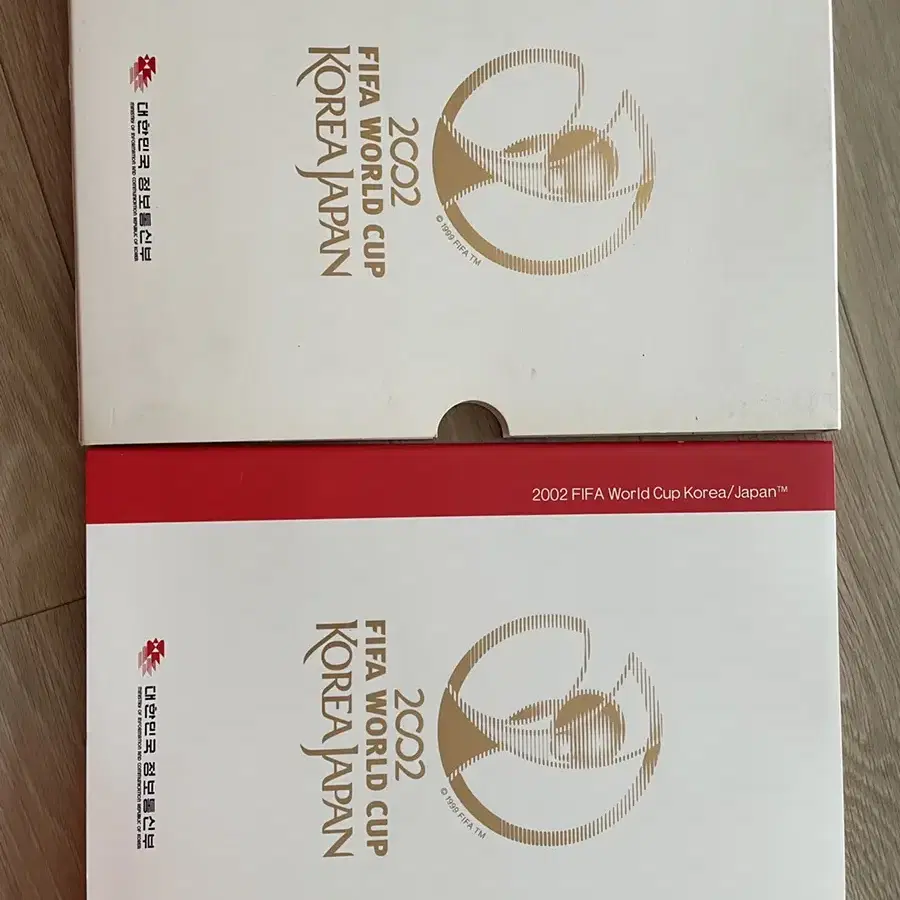 2002 FIFA 월드컵 한국/일본 기념 우표책 판매합니다.