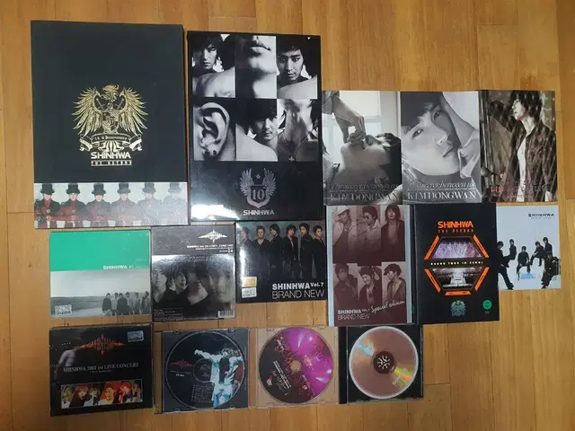 신화 앨범 CD / DVD / 화보집 판매해요^^