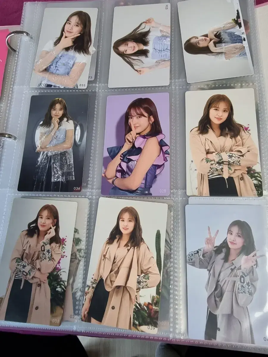 iz*one ahn yujin Bueno Japan 8 photocards comp