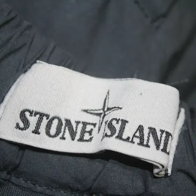 STONE ISLAND 스톤아일랜드카고바지 96 (허리35)