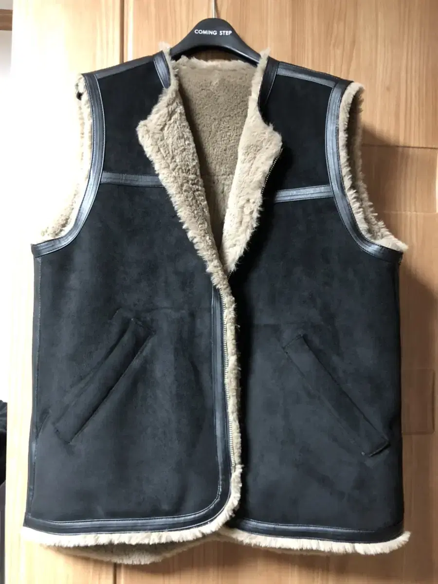 Siero Reversible Vest