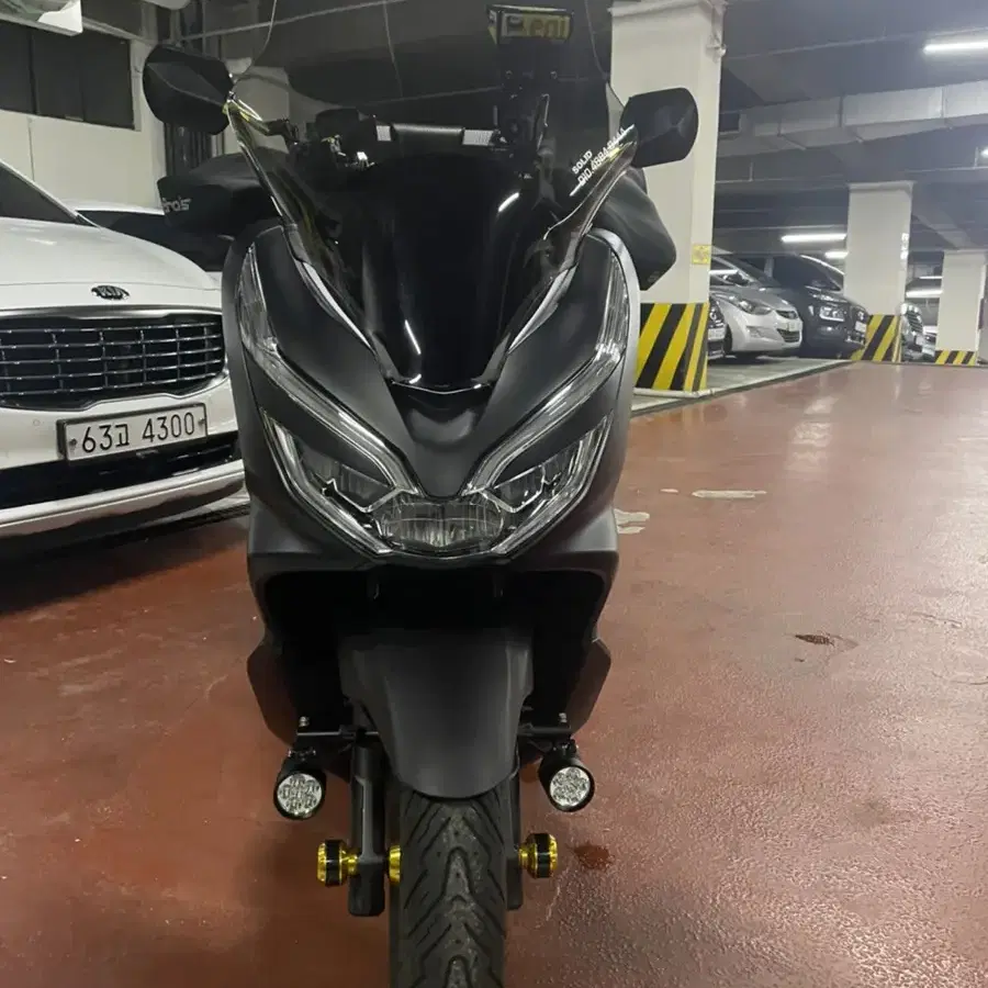 pcx125 (2020년식)금장 풀튜닝 배달대행 풀튜닝