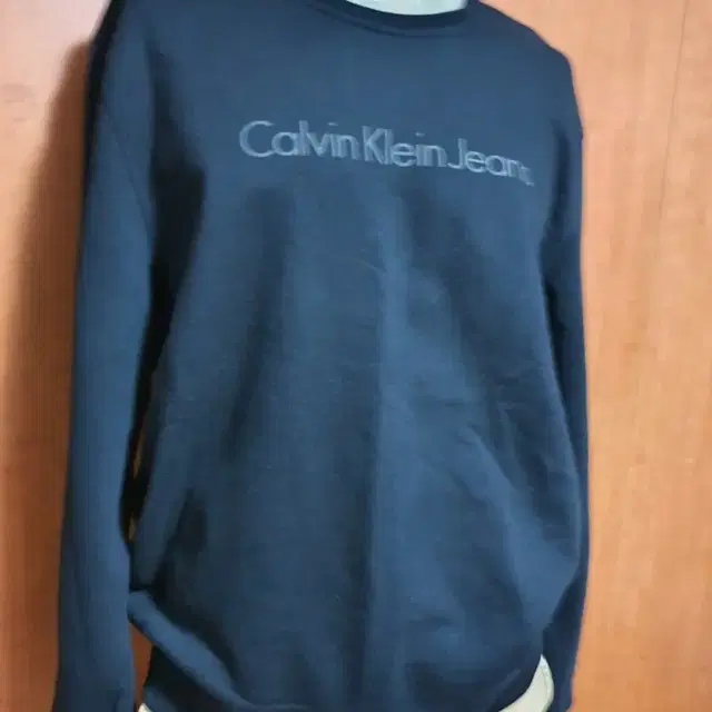 CALVINKLEIN캘빈클라인남성맨투맨라운드넥XL사이즈약105사이즈정도