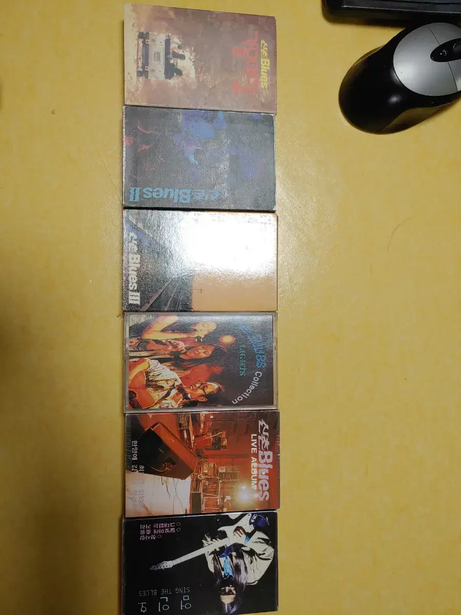 I'm selling the complete Sinchon blues cassettes.