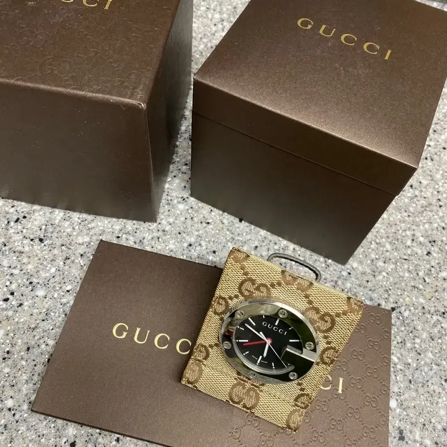 Gucci 구찌 알람 시계