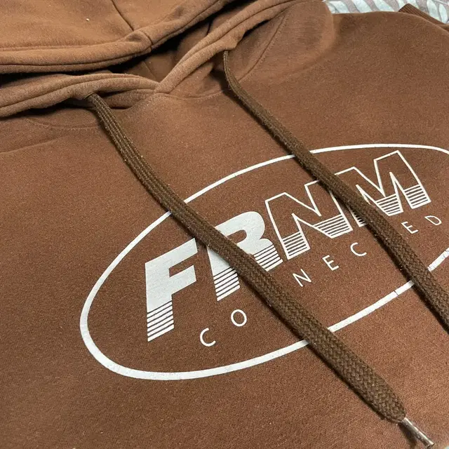 FRNM 후드티 M 13,000₩