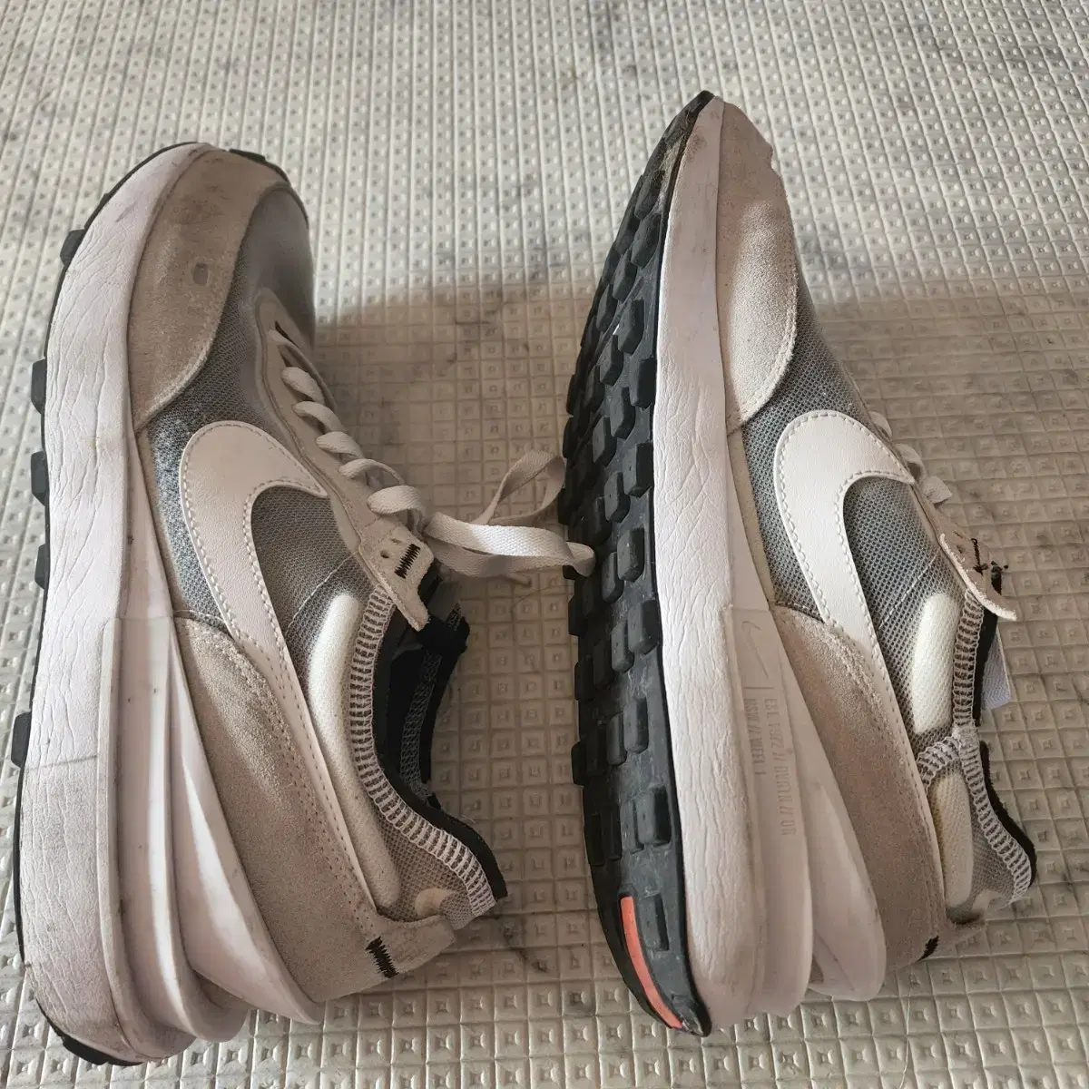 [285] Nike Waffle One infinite Lilac