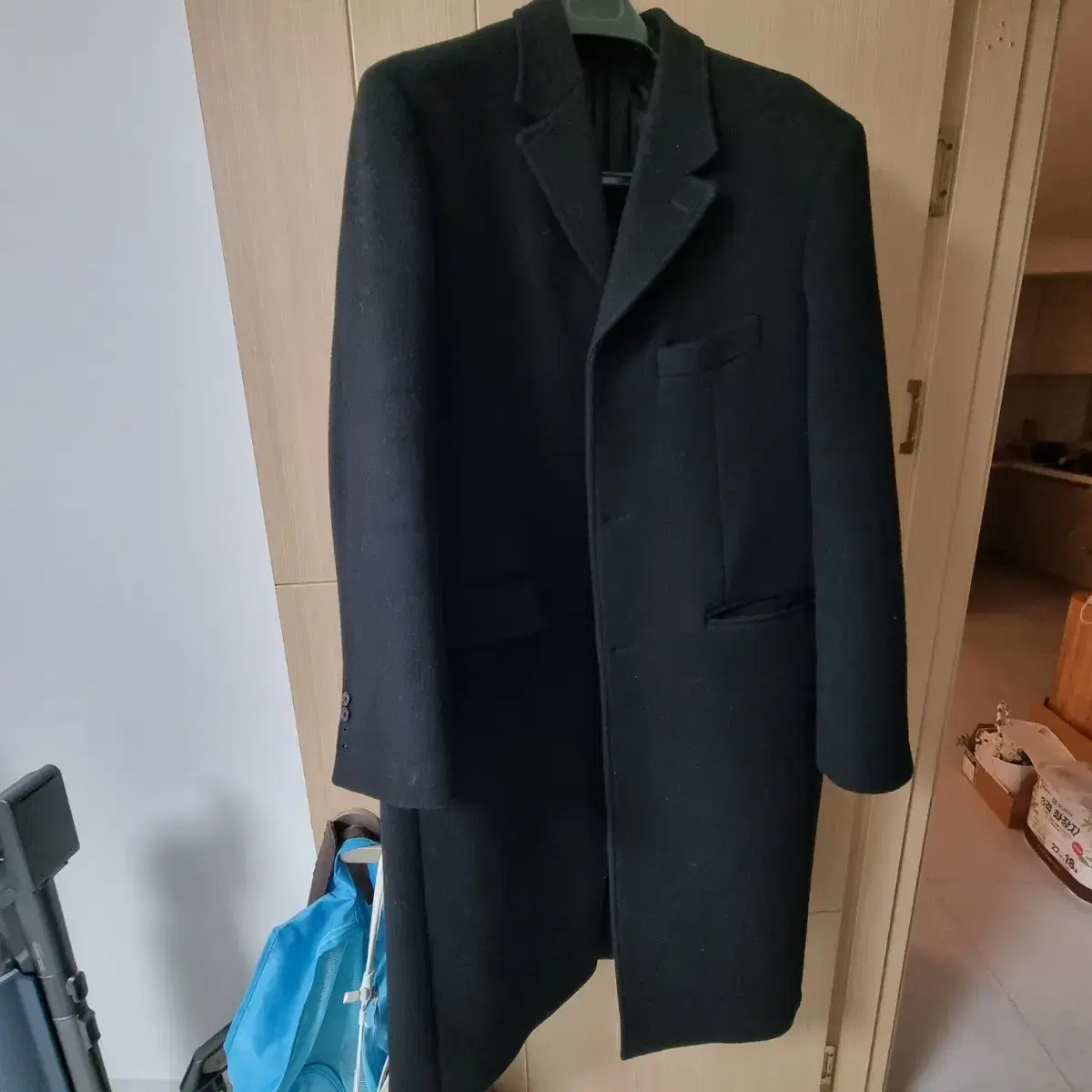 mngu 19fw Chesterfield Coat L sells.