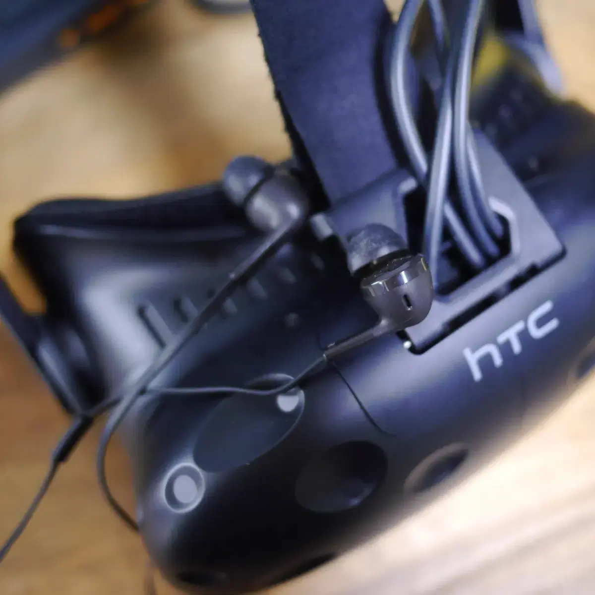 HTC 바이브 1세대 VR HMD 디럭스 오디오스트랩 포함 스피커 없음