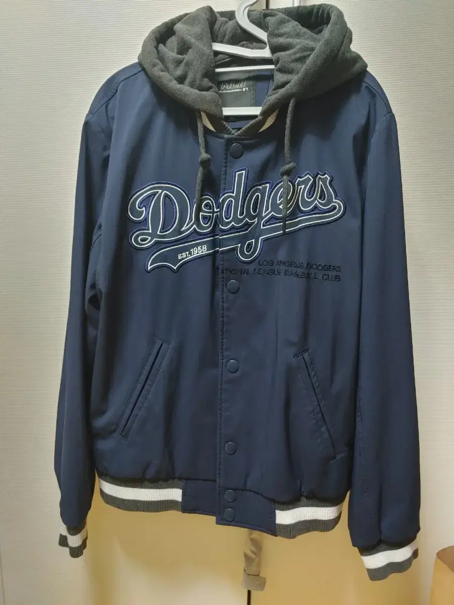 MLB Dodgers Hooded Detachable Jumper