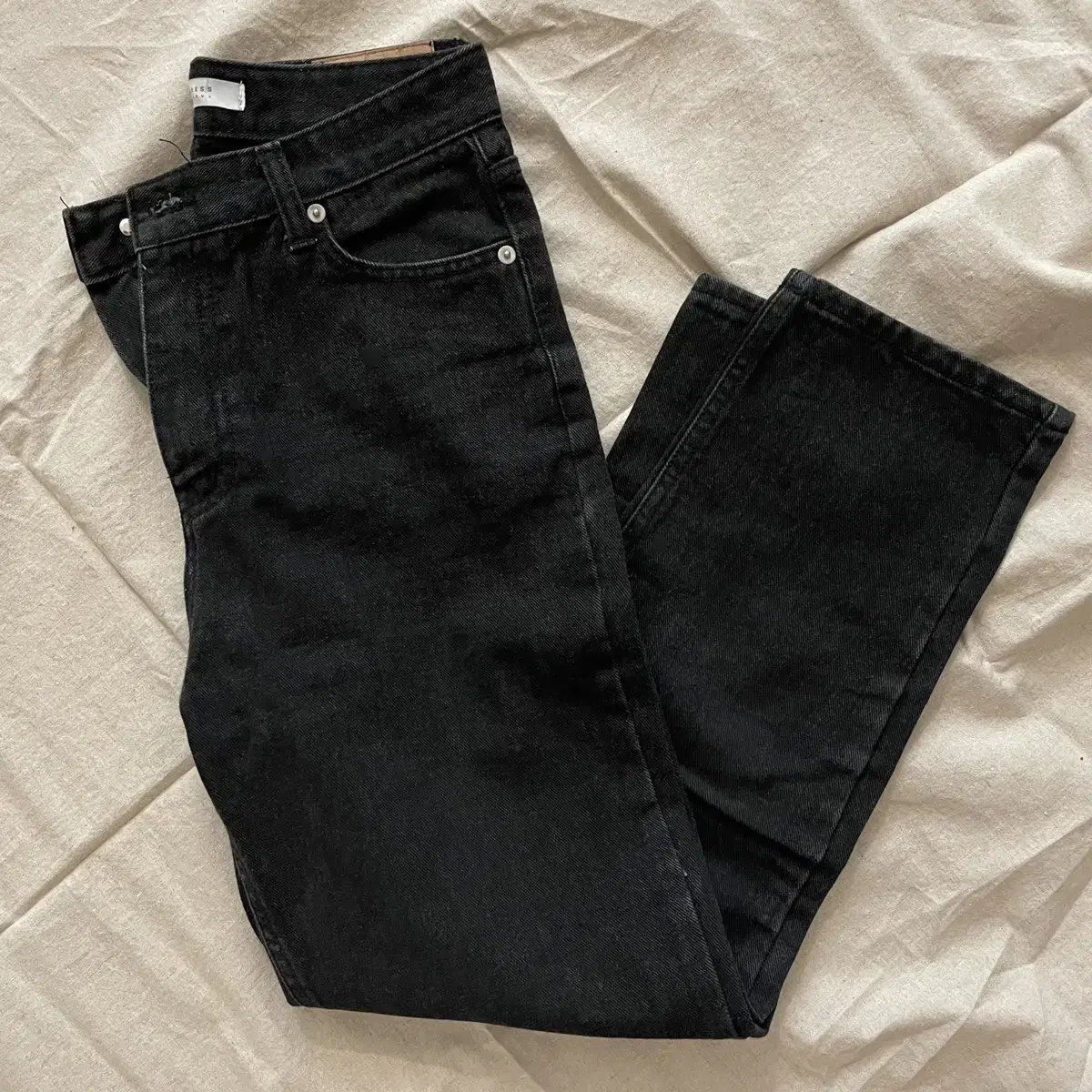 Aine Denim Roll-Up Pants