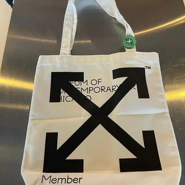 버질아블로 x mca tote bag