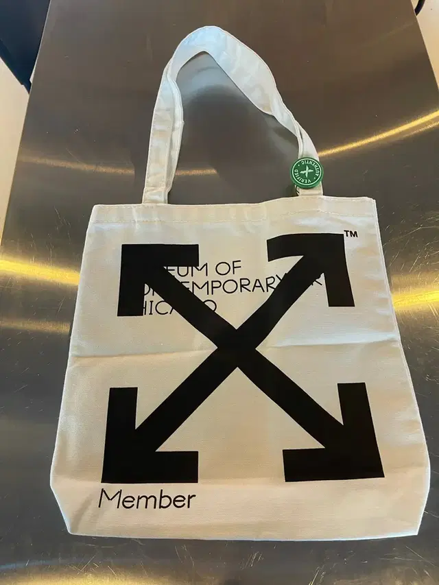 버질아블로 x mca tote bag