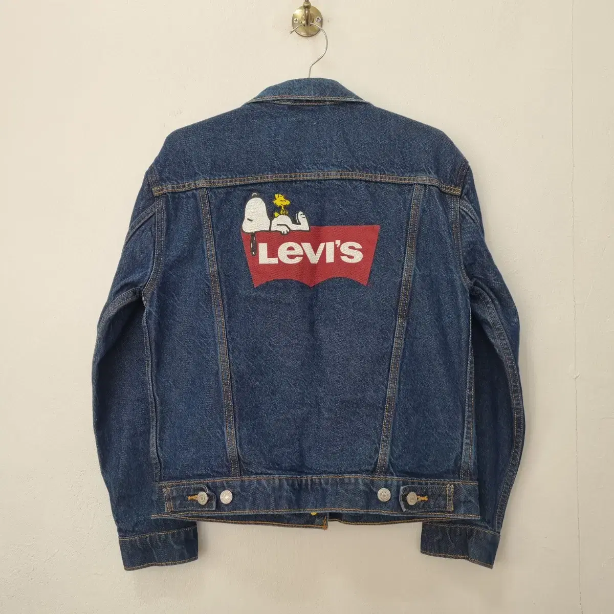 S 리바이스 청자켓 스누피 프린팅 . Levi's 빈티지