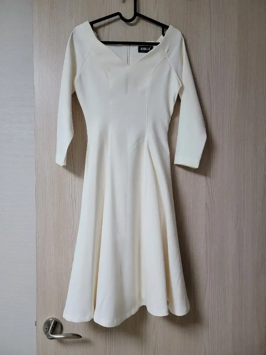 Ivory ONEPIECE 55 