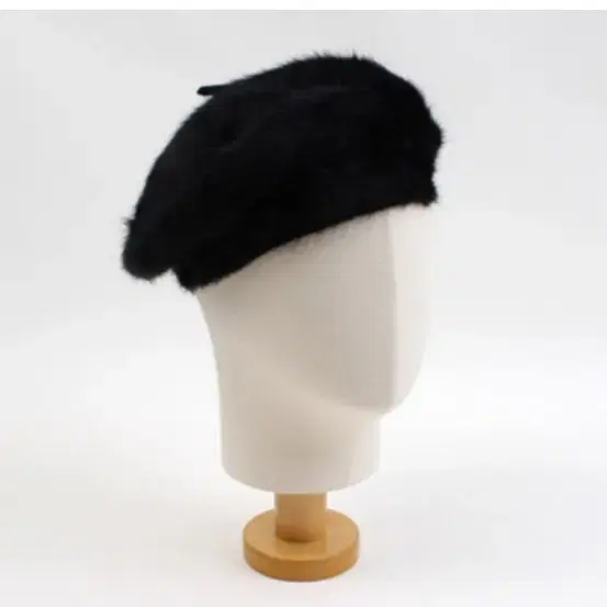 유니버셜케미스트리 Long Fur Black Beret 베레모