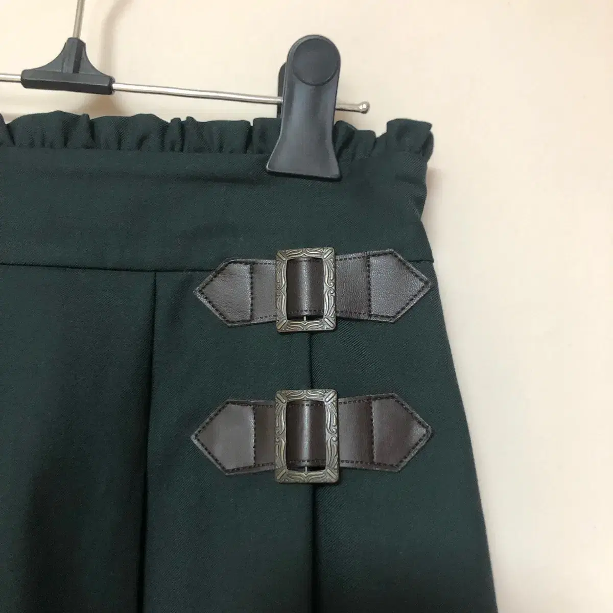 Vintage Axes Femme  green buckle skirt