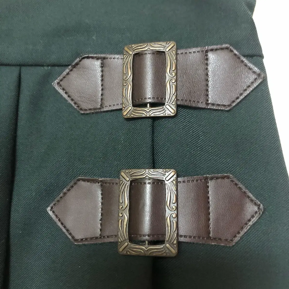 Vintage Axes Femme  green buckle skirt