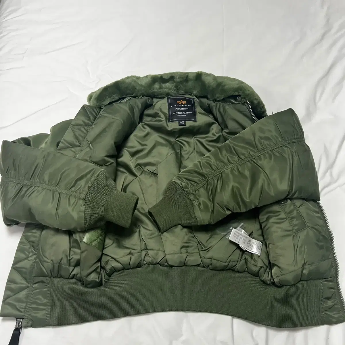 알파인더스트리 MA-1  (B-15 Sage Green) XS