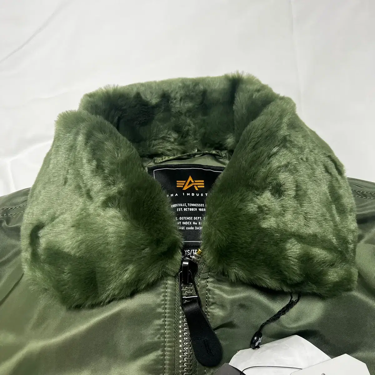 알파인더스트리 MA-1  (B-15 Sage Green) XS