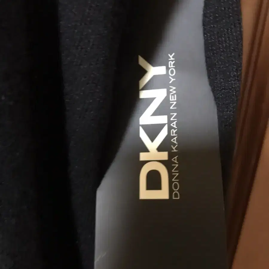 DKNY 언발란스 실크캐시미어 혼방 가디건