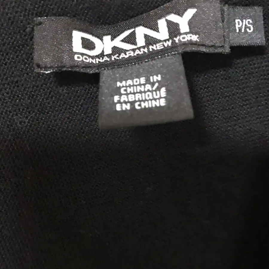 DKNY 언발란스 실크캐시미어 혼방 가디건