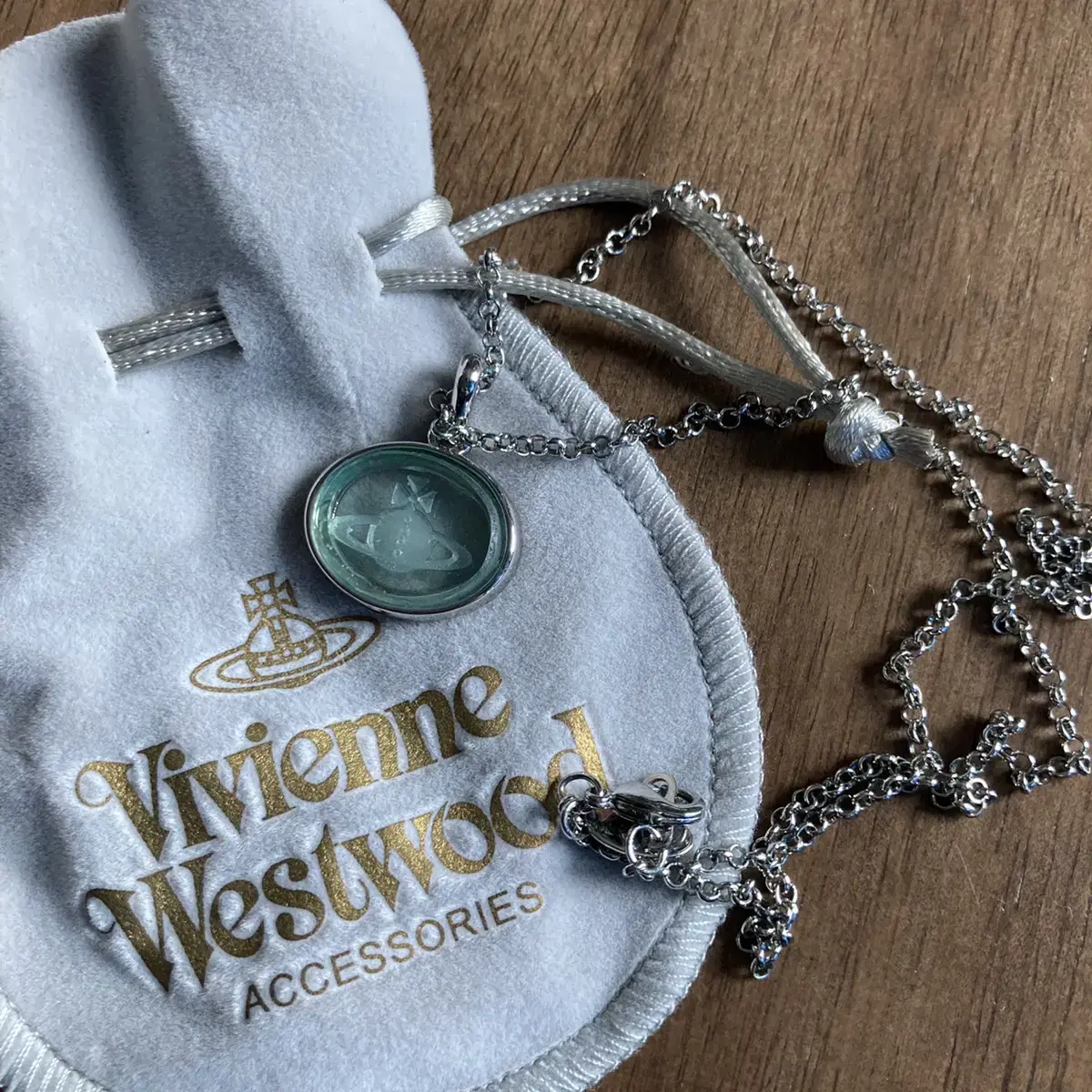 vivienne westwood 비비안웨스트우드 로고 글라스 목걸이