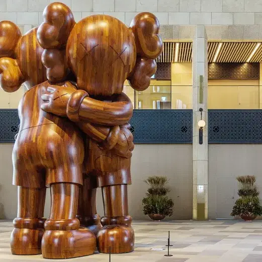 2018 KAWS 카우스 투게더 포스터 액자프레임 팝니다