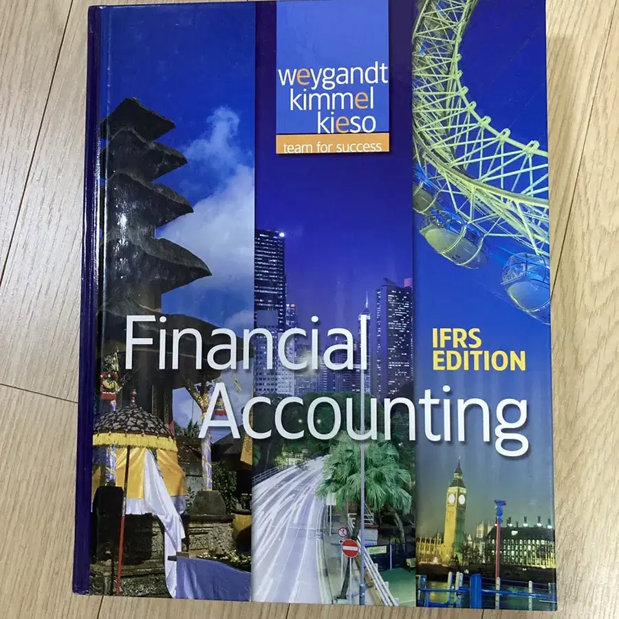 Financial Accounting : IFRS Edition (재무회