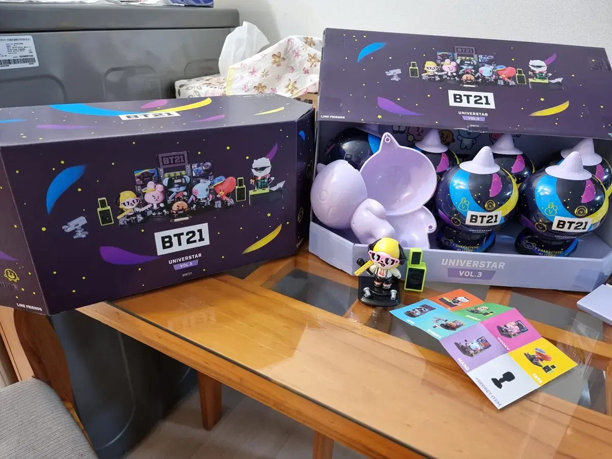 Young Toys BT21 Universe Vol. 3. BTS bangtan Figure Blind Pack