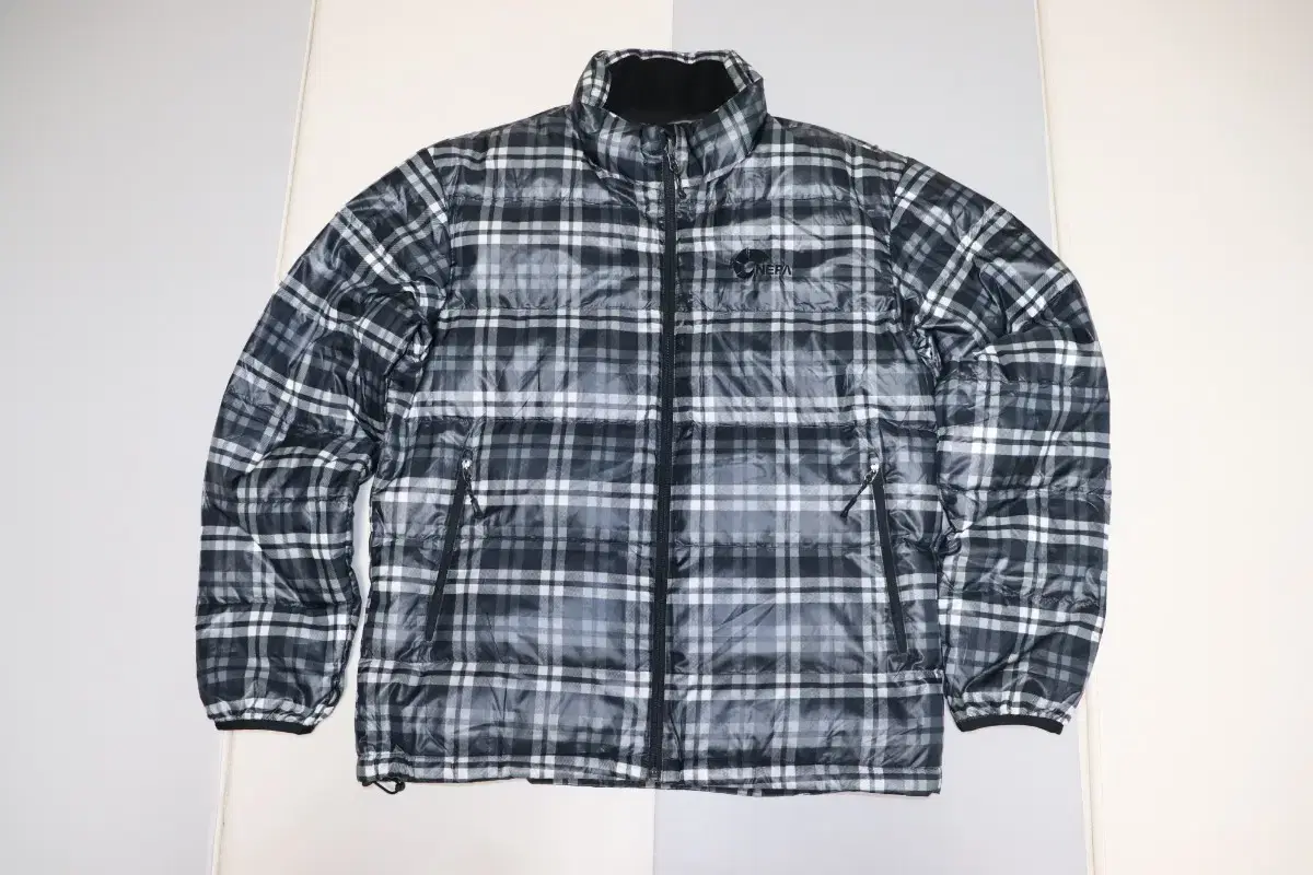 [L] Nepa Lightweight Padded Jumper Check Black347