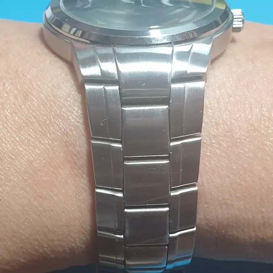 카시오 에디피스 (Casio Edificea) EF-305D-1A 시계