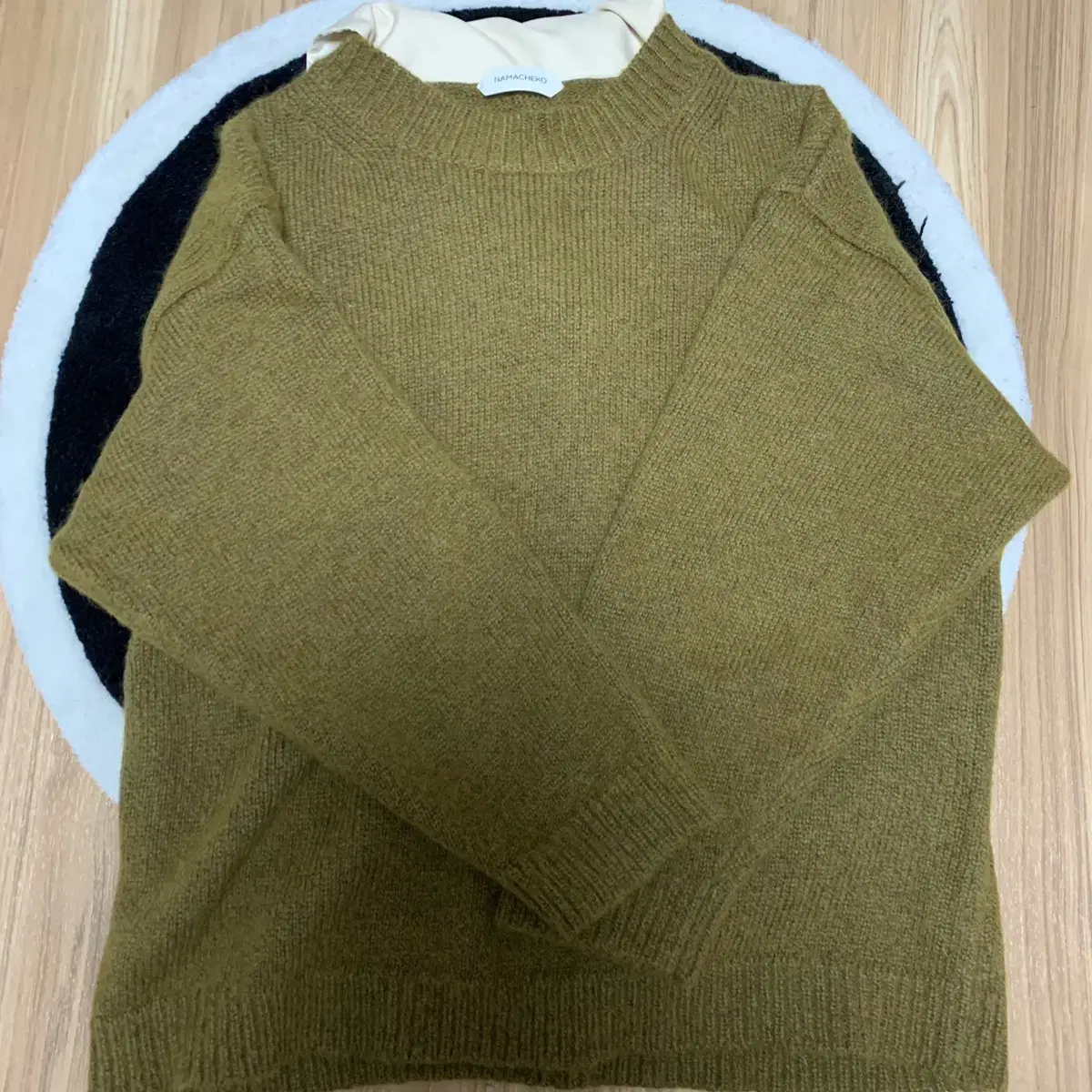 나마체코 namacheko gunda knit