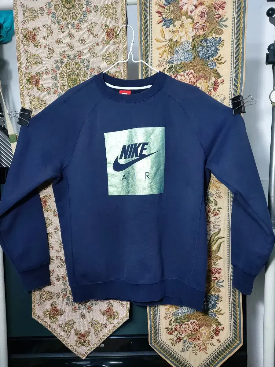 100 Nike Kimono Big Logo Sweatshirt